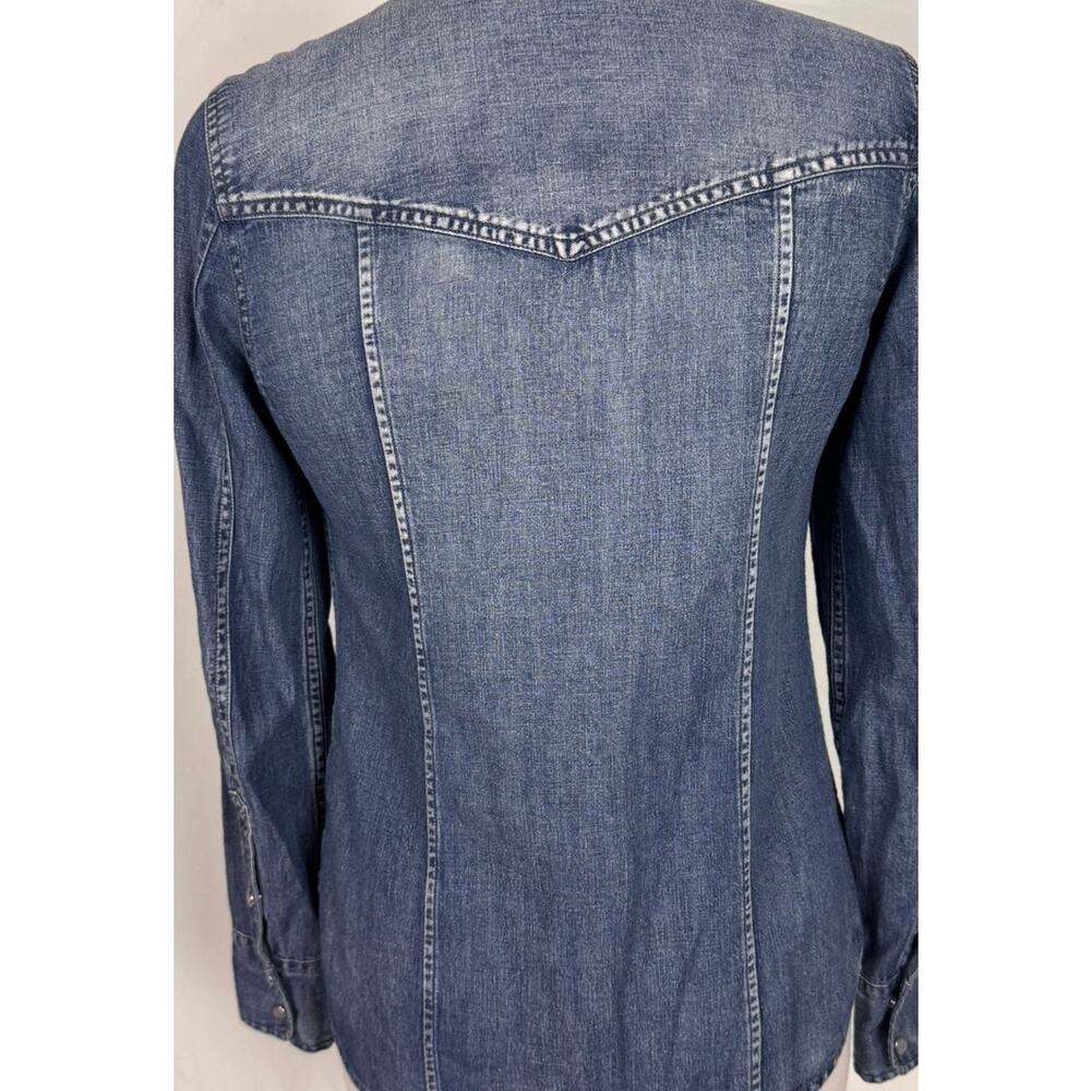 J. Crew Womens Size 2 Snap Front Blue Chambray Shirt 100% Cotton - Picture 7 of 8